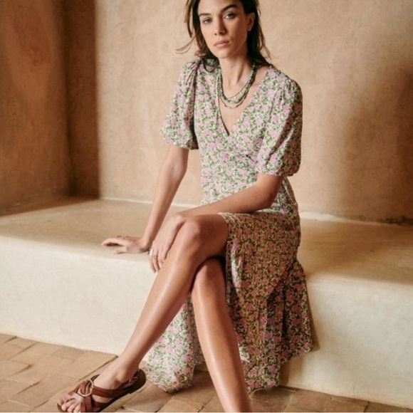 Sezane Laura dress, peonies print - Picture 1 of 7